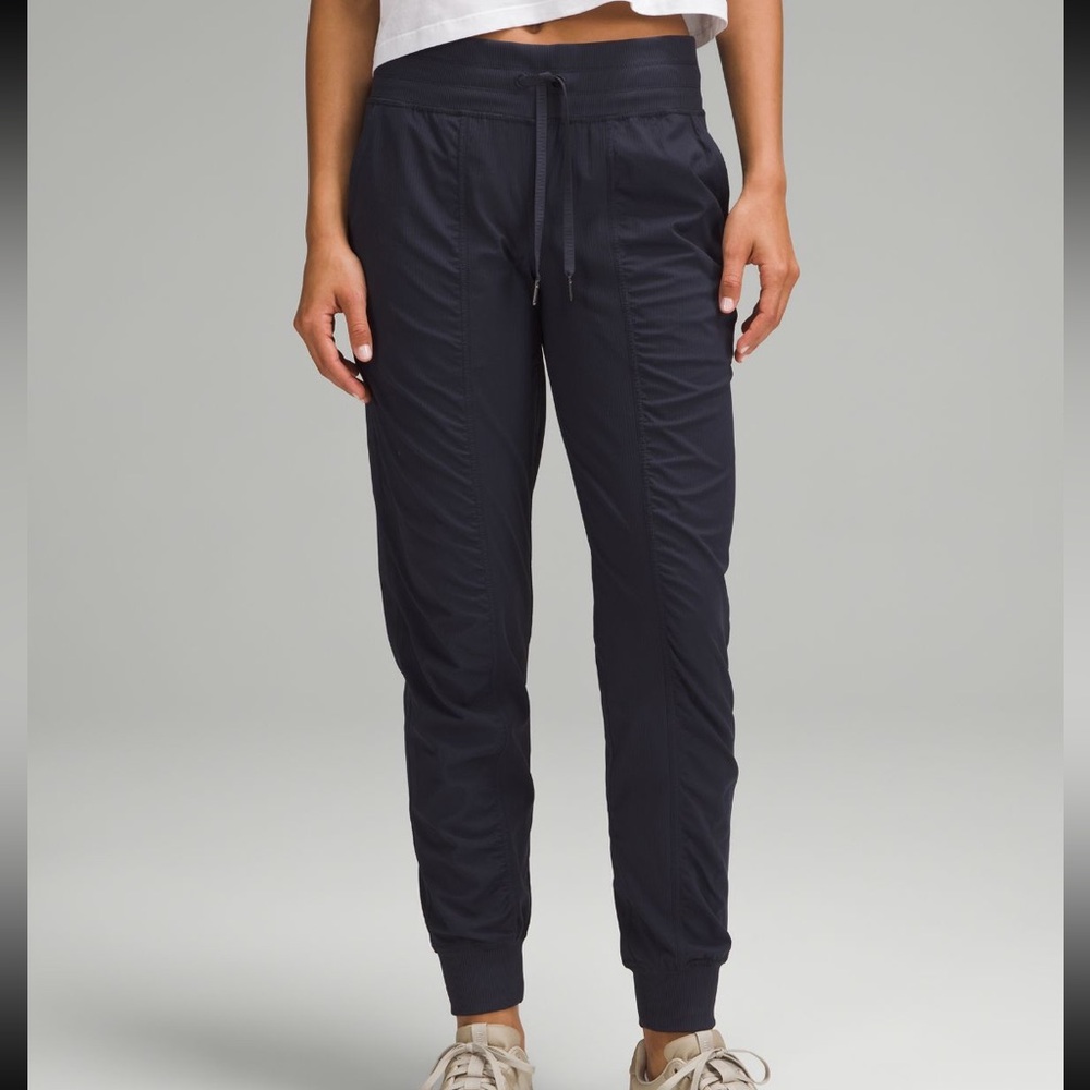 LULULEMON NWT Dance Studio Mid-Rise Jogger*Full Length